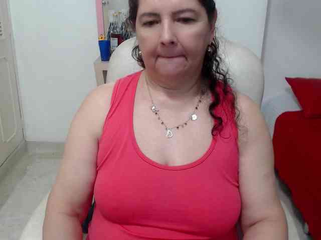 leonela-68 webcam