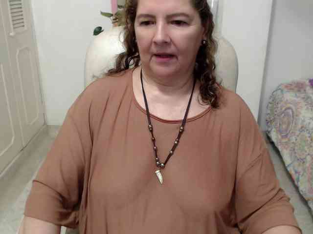 leonela-68 webcam