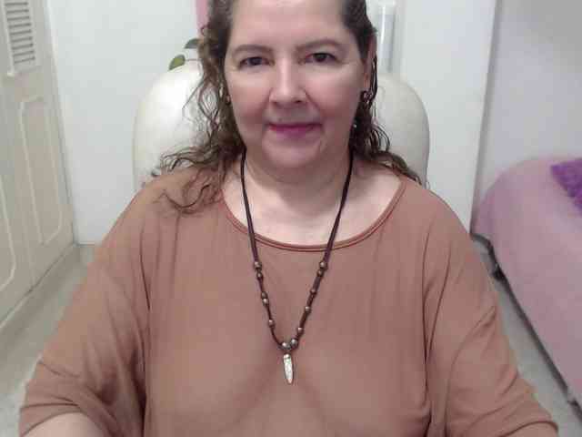 leonela-68 webcam