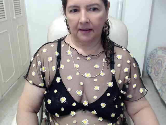 leonela-68 webcam