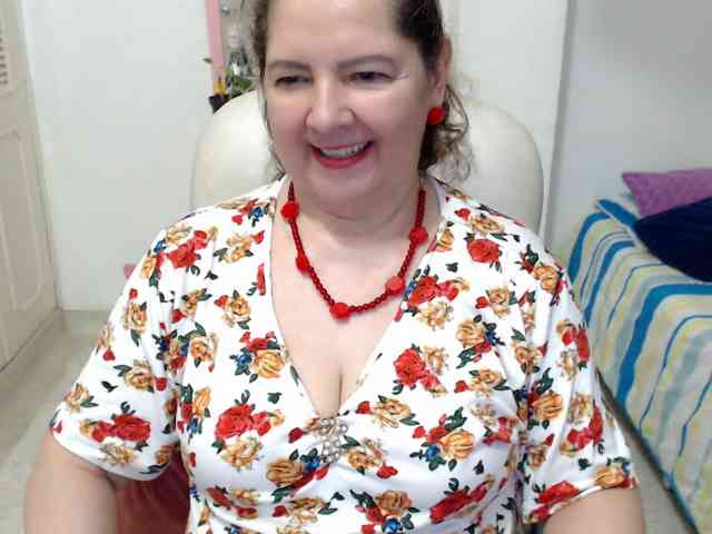 leonela-68