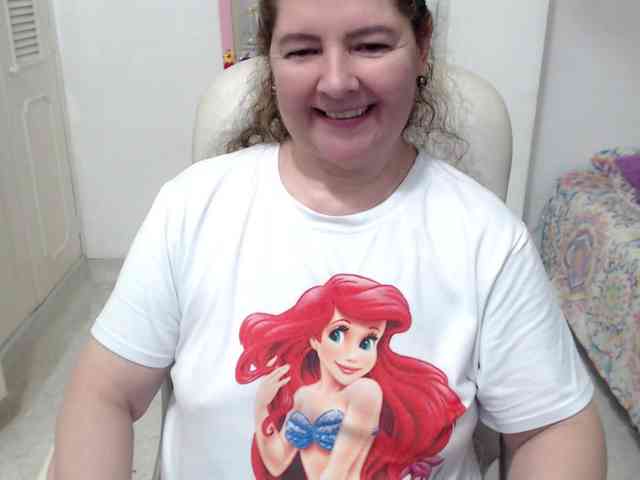 leonela-68 webcam