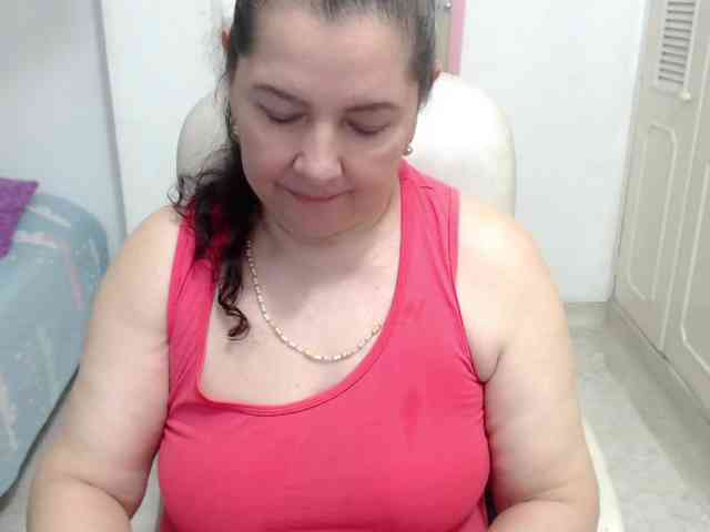 leonela-68 webcam
