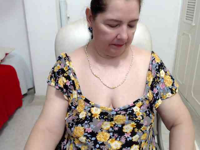 leonela-68