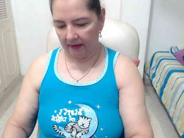 leonela-68
