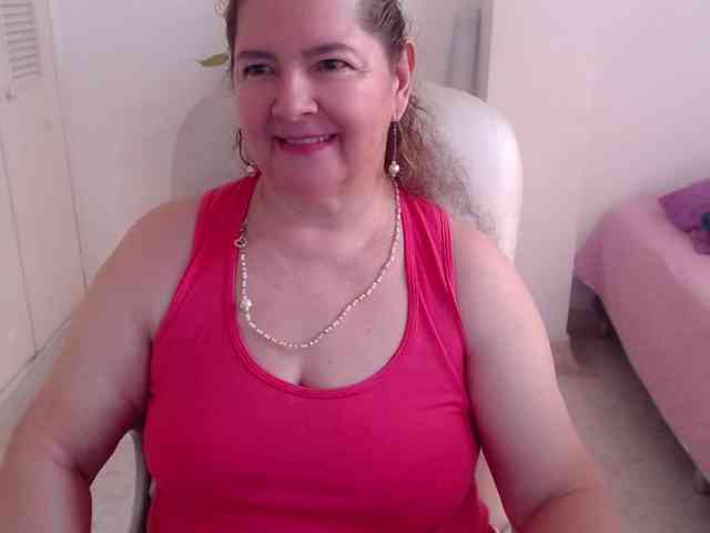 leonela-68 webcam