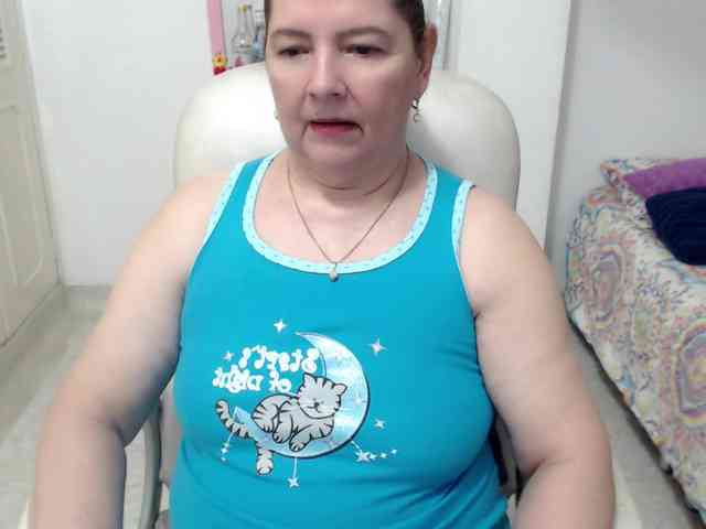 leonela-68 Live Webcam on BongaCams