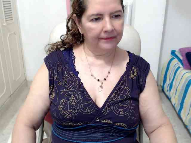 leonela-68 webcam
