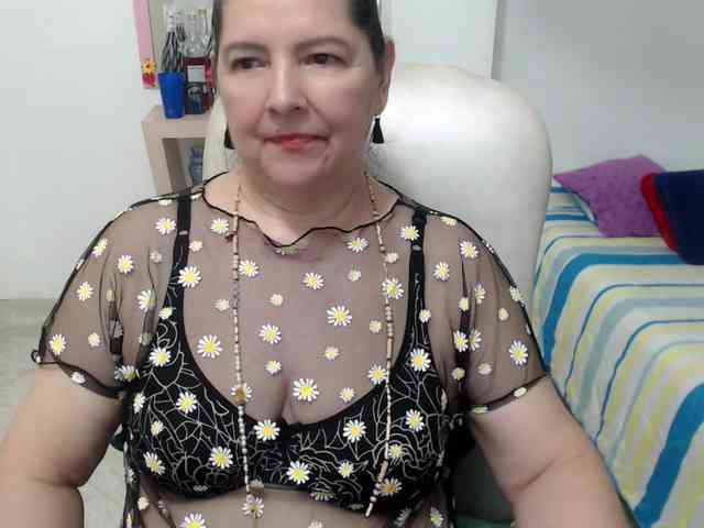 leonela-68 webcam