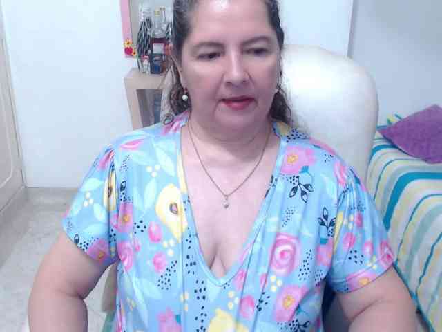 leonela-68 webcam