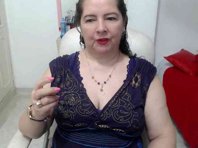 leonela-68 webcam