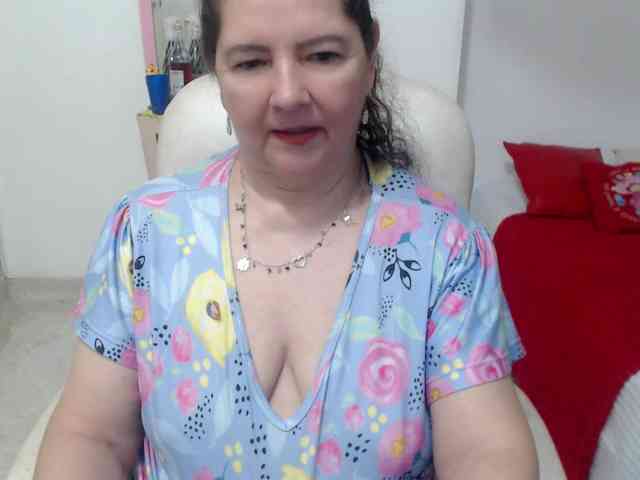 leonela-68