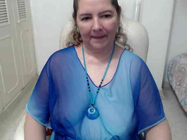 leonela-68 webcam