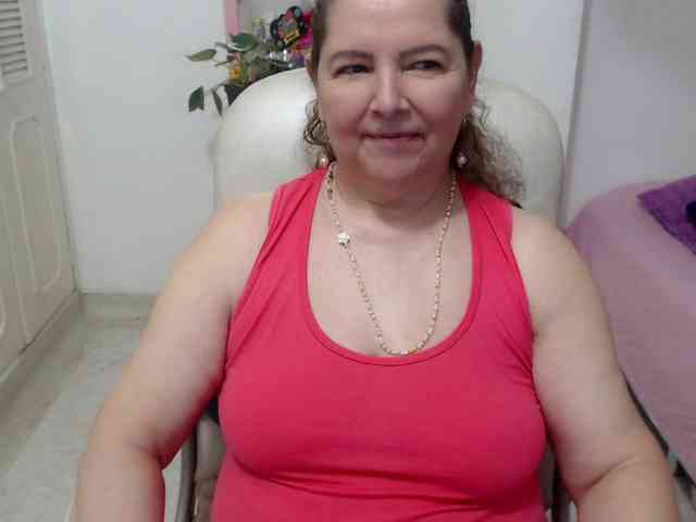 leonela-68