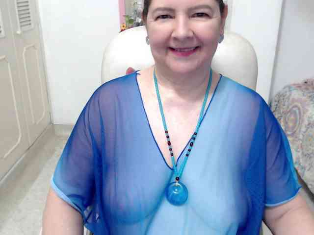 leonela-68 webcam