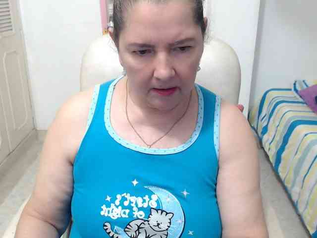 leonela-68