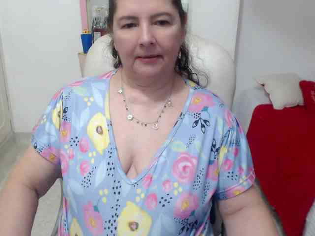 leonela-68 leonela-68