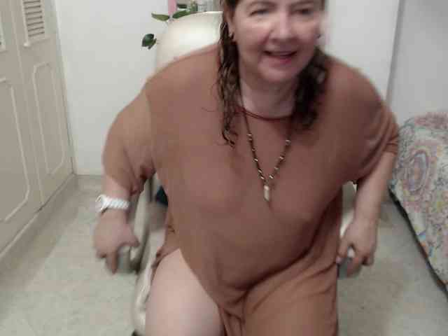 leonela-68 webcam