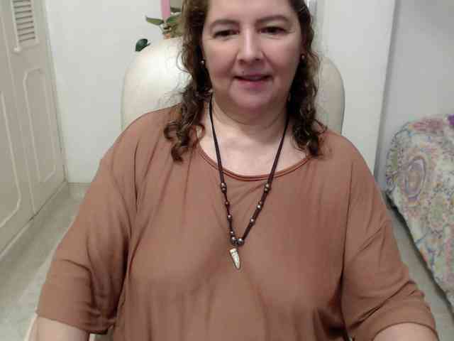 leonela-68 webcam