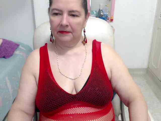 leonela-68 webcam