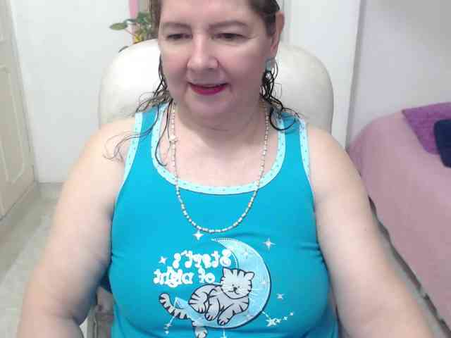 leonela-68 webcam