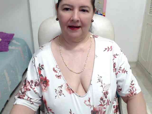 leonela-68 webcam
