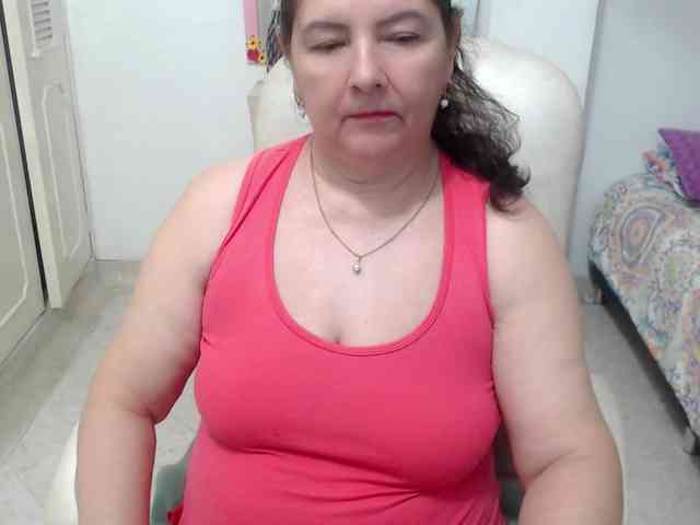 leonela-68