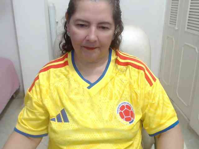 leonela-68