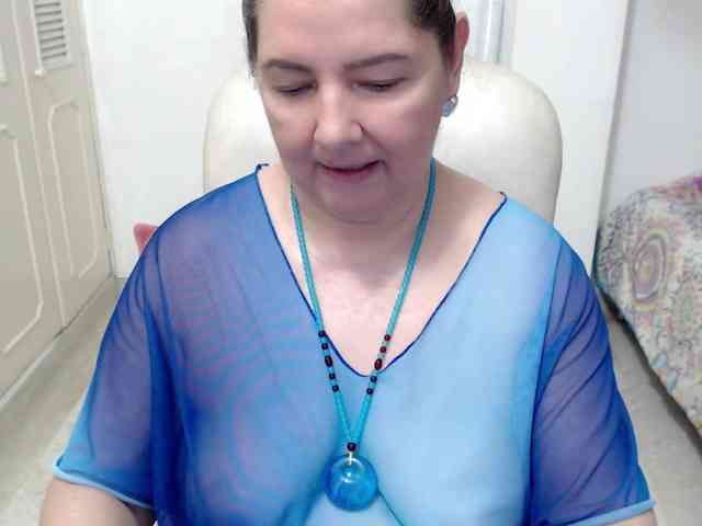 leonela-68 webcam