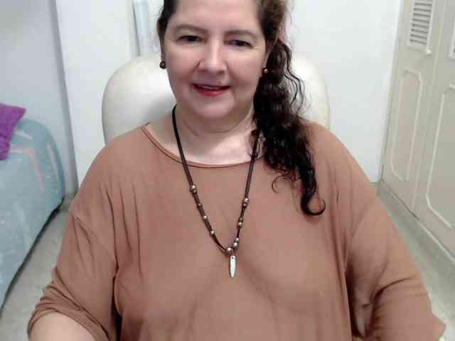 leonela-68 webcam