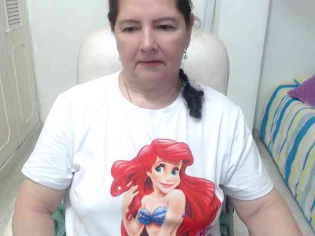 leonela-68