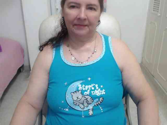 leonela-68 webcam