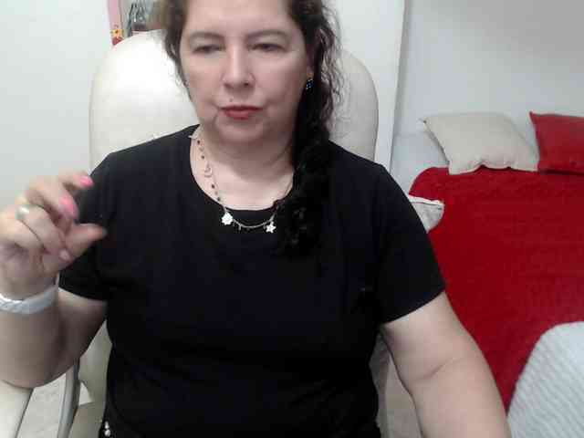 leonela-68