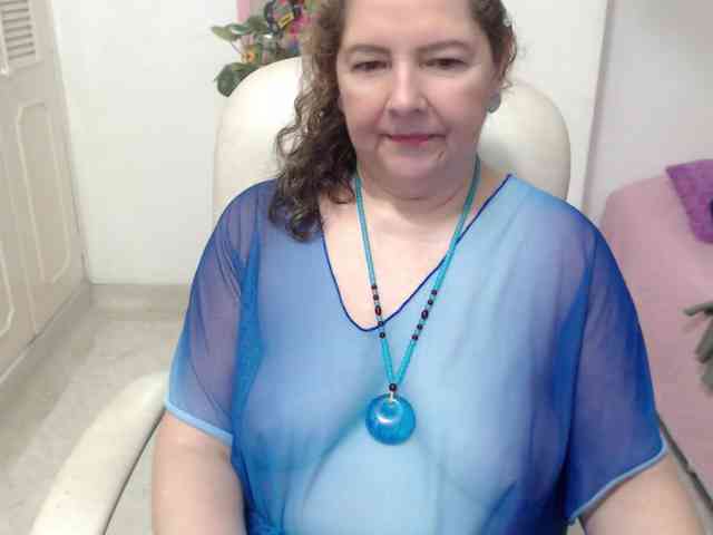 leonela-68 webcam