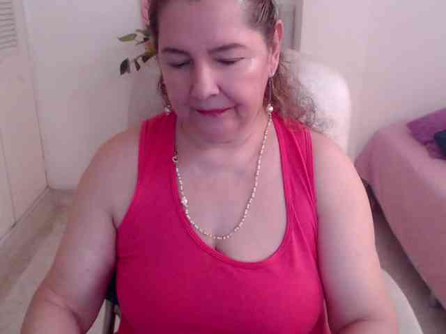 leonela-68 webcam
