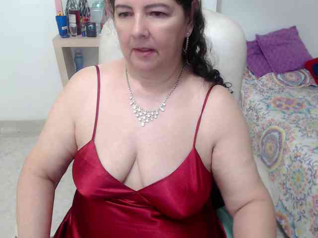 leonela-68 webcam