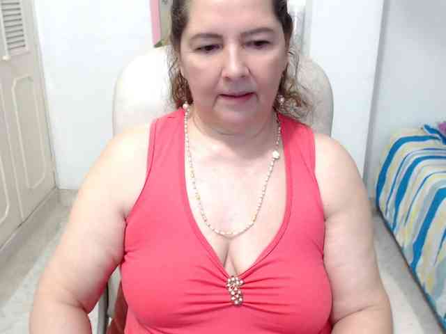 leonela-68 webcam