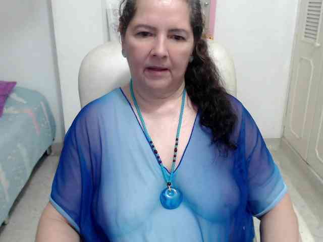 leonela-68 leonela-68