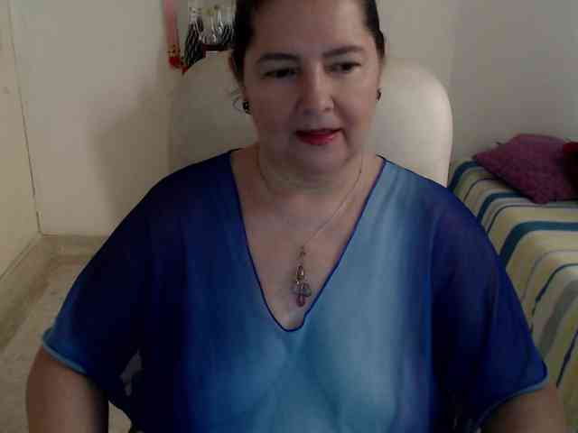 leonela-68 webcam