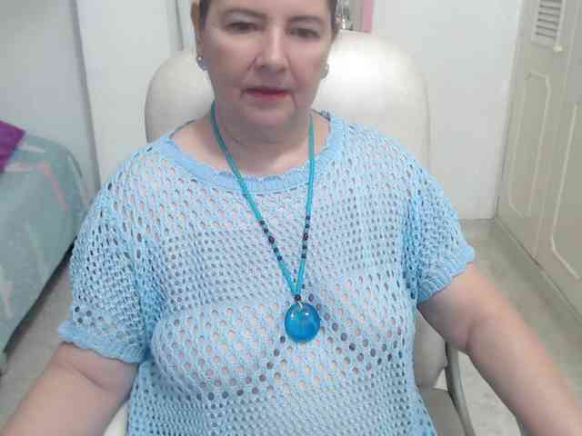 leonela-68 webcam