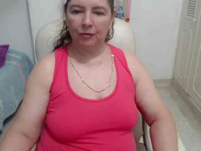 leonela-68 webcam