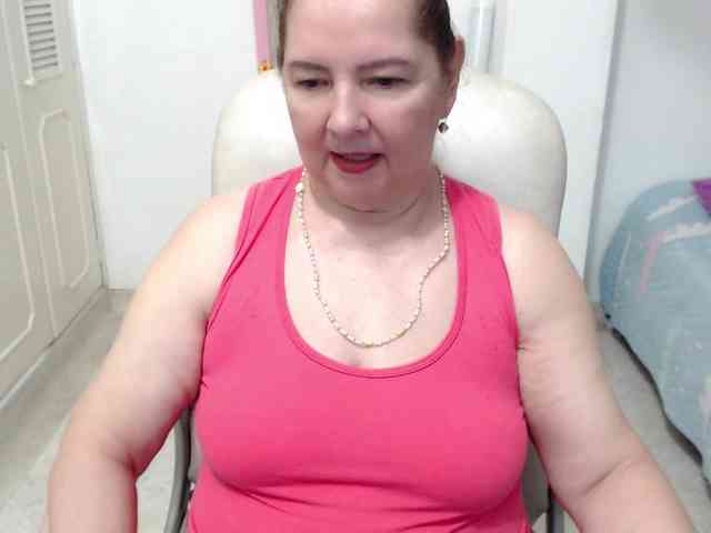 leonela-68
