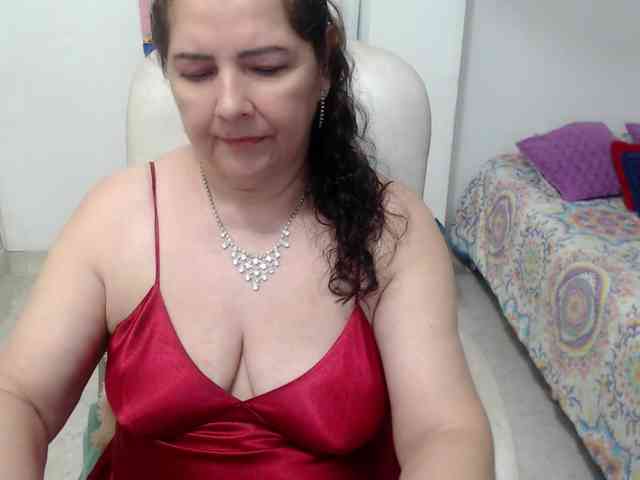 leonela-68 webcam