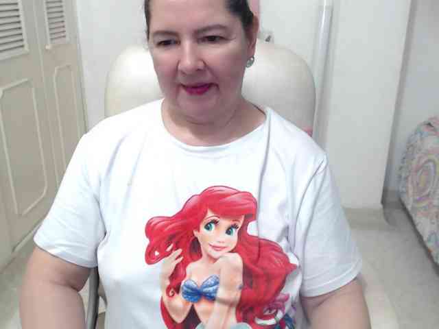 leonela-68 webcam