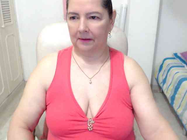 leonela-68