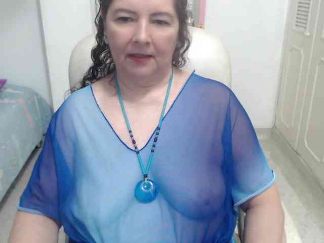 leonela-68 webcam
