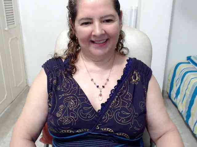 leonela-68 webcam