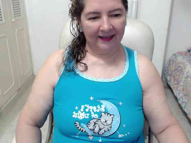leonela-68 webcam
