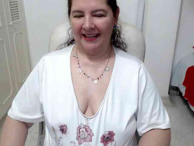 leonela-68