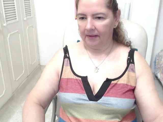 leonela-68 webcam